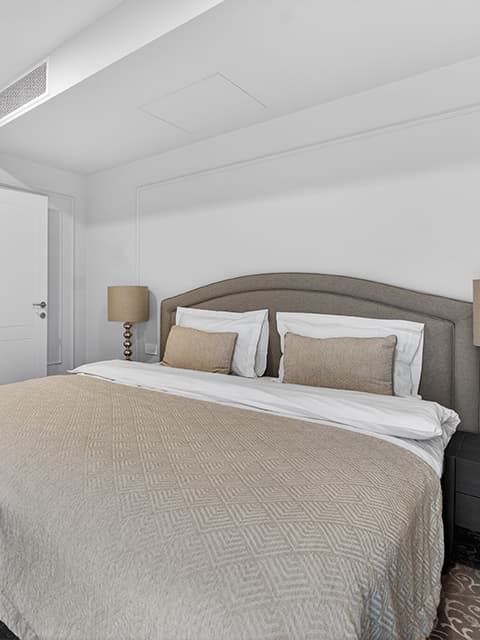 Studio sa king-size krevetom