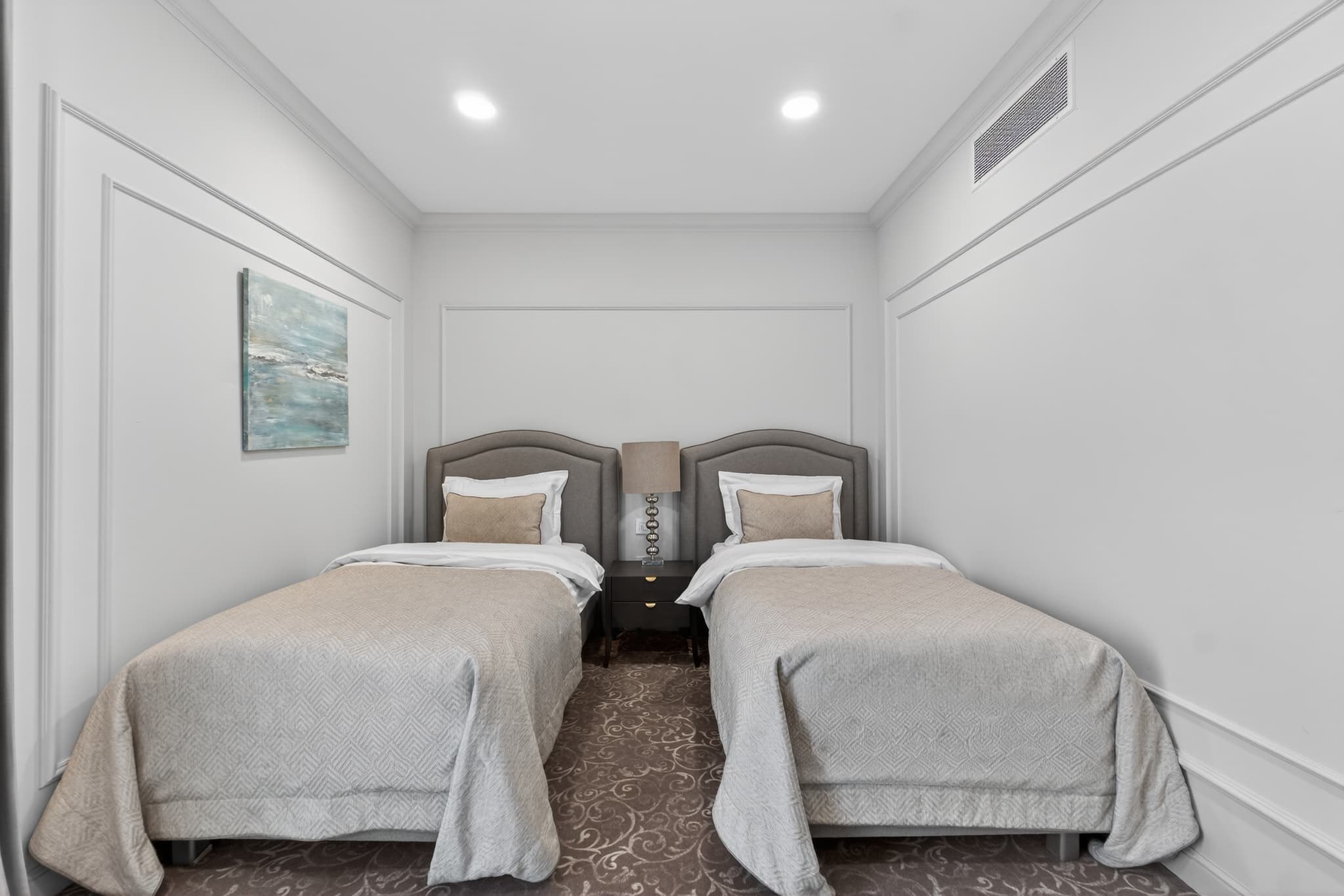 rooms.galleryRoomAmbiance